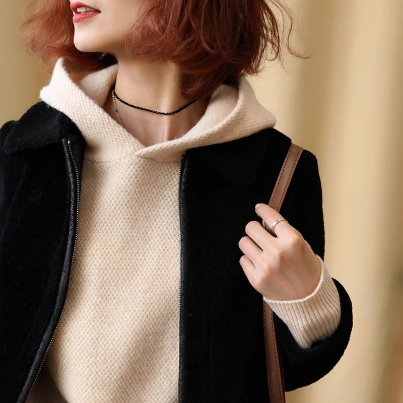 French High-End Women's Hooded Sweater, Loose Hooded Knit Top, Sweatshirt, Age-Reducing Andy Velvet Base Shirt to Wear with a Coat