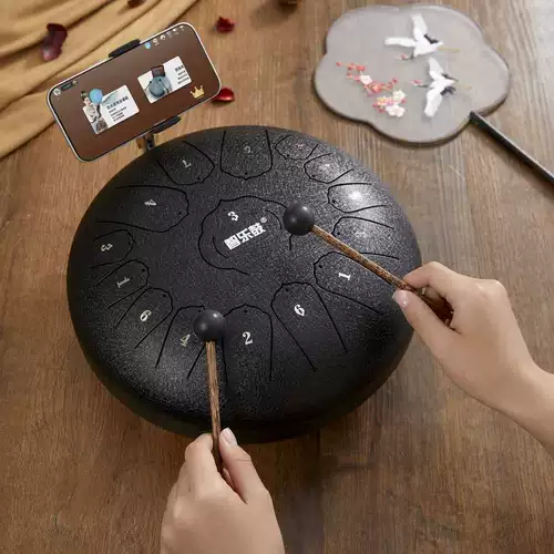 Просто нажмите, и вы будете там!Эфирный барабан — отличный инструмент для новичков. Интеллектуальное приложение для спарринга + полный набор аксессуаров. Эффектен в качестве подарка для личного использования.