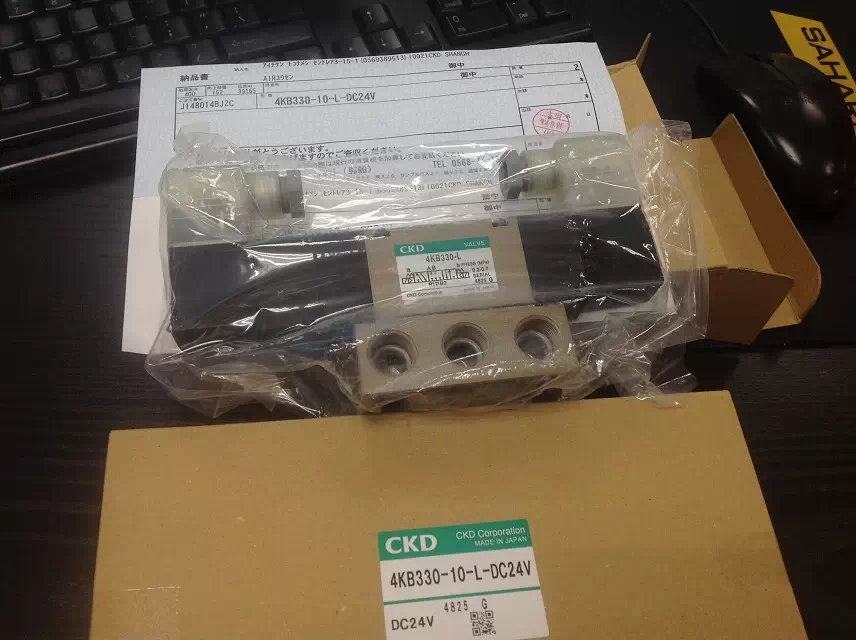 Spot CKD solenoid valve 4KB330-L 4KB330-10-L-DC24V 4GD359-C8-E2C-3