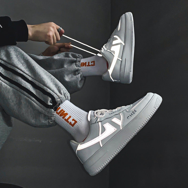 Spring student casual white shoes Korean version of the wild reflective ins board shoes Air Force No. 1 shoes men's couple tide shoes