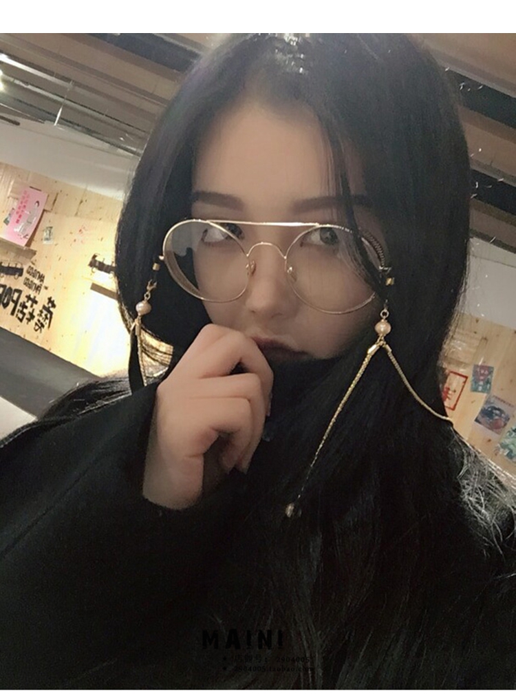 Quạt màu đỏ lưới Kính Kiều với kính retro nghệ thuật lớn tròn kim loại dày khung phẳng với chuỗi ngọc trai cận thị nữ mắt kính nữ