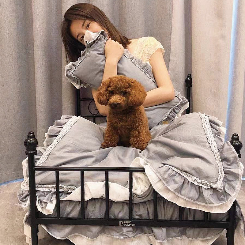 Net red iron bed cat bed medium and large dog bed cat bed removable and washable cat princess bed pet bed four seasons universal