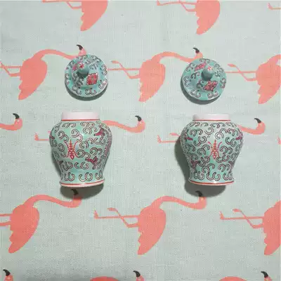 A pair of antique porcelain earning period Jingdezhen pastel generals