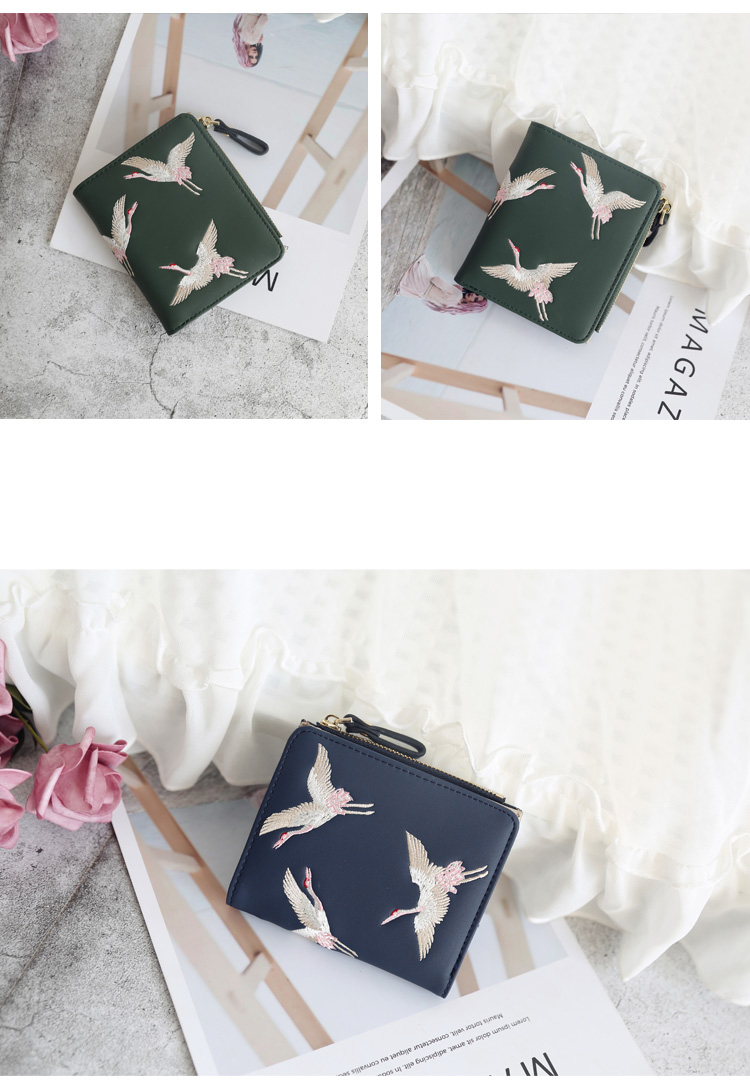 Hôn me2018 xu hướng thời trang mới túi xách ins sinh viên mini thêu ngắn ladies wallet pouch ví pedro