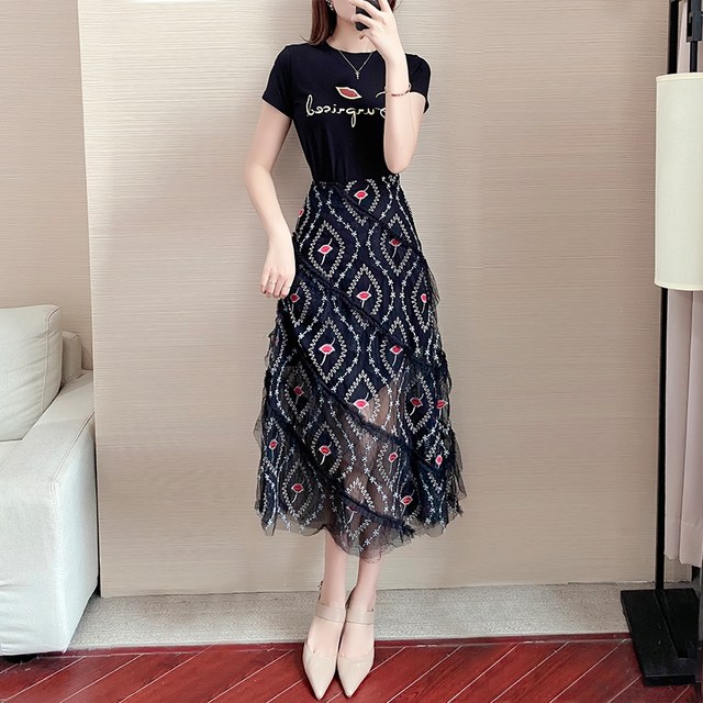 Fried street professional suit women's summer 2023 new summer foreign style age-reducing fashion floral skirt two-piece suit looks thin