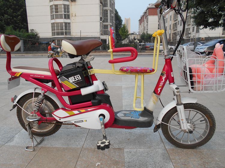 siège enfants pour vélo - Ref 2412795 Image 59