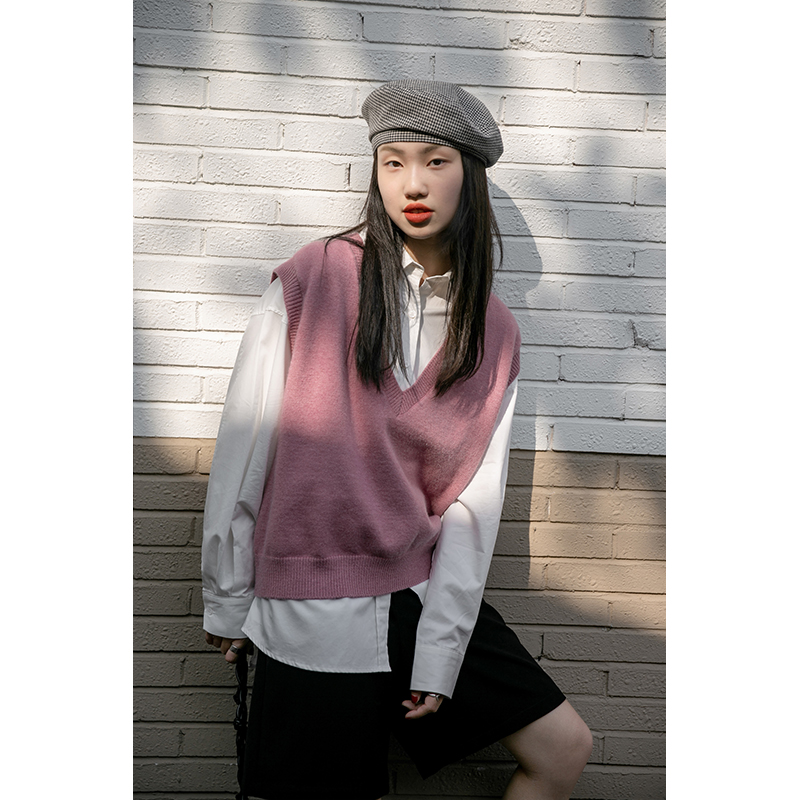 Morin ink brocade vest vest top coat 2022 spring and autumn Korean version outside with sleeveless sweater V-neck knitted vest