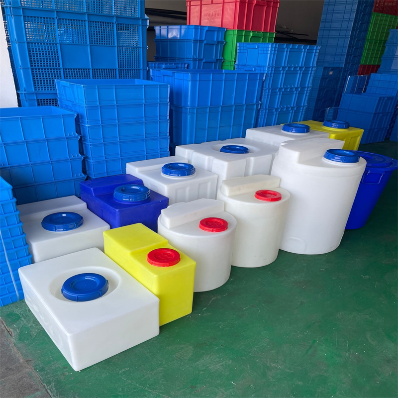 ถังเก็บน้ำทรงสี่เหลี่ยมแนวตั้งสำหรับใช้ในครัวเรือน หนา ทนกรด-ด่าง กล่องจ่ายยา ถังเก็บน้ำพลาสติกทรงนอนสำหรับรถบ้าน เกรดอาหาร