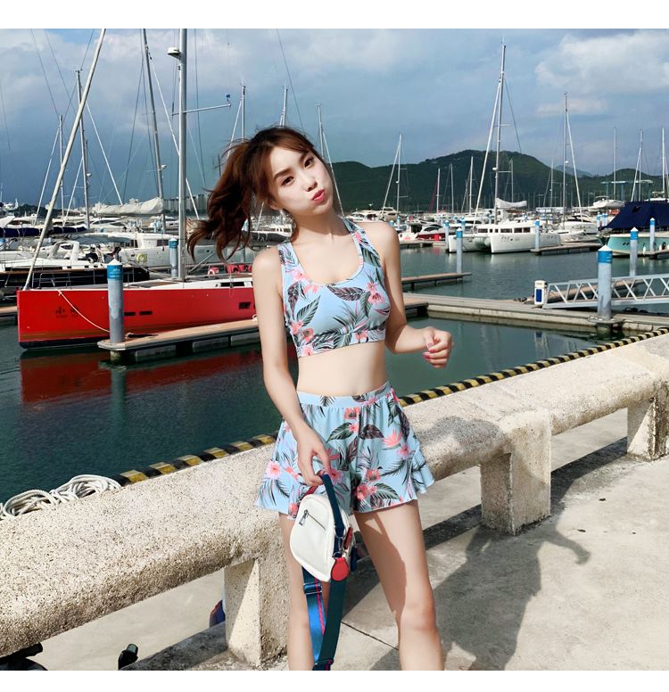 Áo tắm bầu trời xanh nữ bốn mảnh bảo thủ che bụng giảm béo 2019 fan cổ tích mới theo phong cách Nhật Bản tay dài xẻ tà - Bộ đồ bơi hai mảnh