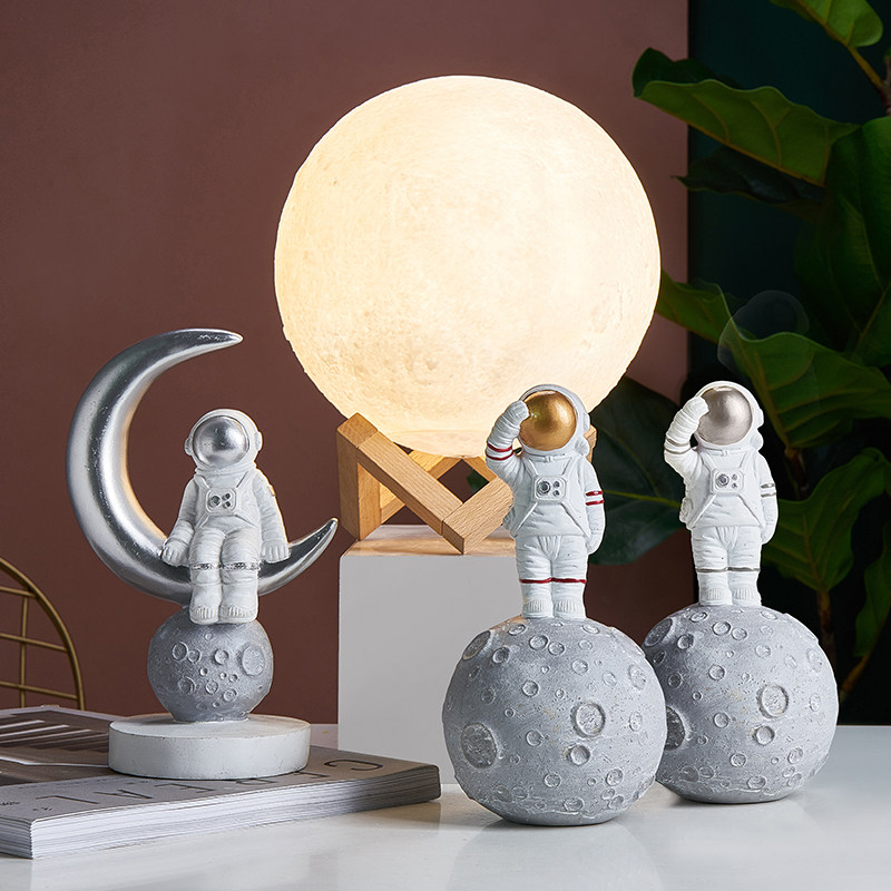 Creative Astronaut Nordic Guys Children's Room Small Pendulum Pieces Astronaut Lunar Model Desktop Adornment Gifts
