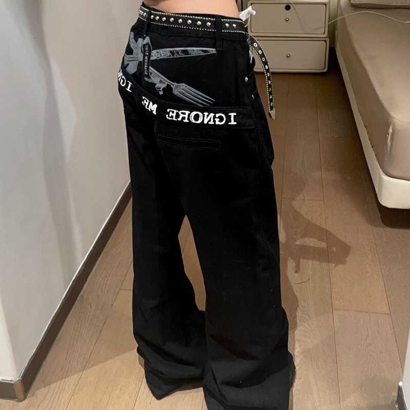 Black Denim Jeans with Letter Design for Women, Straight-Leg, Slightly Flared, Scimitar Style, American Retro, High Street Workwear Pants