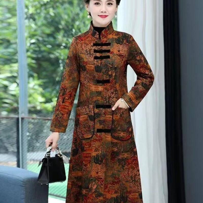 Autumn and Winter New Retro Improved Cheongsam Style Trench Coat for Women, Mother's Clothing, Fleece-Lined, Thickened, Warm, Floral Pattern Outer Coat