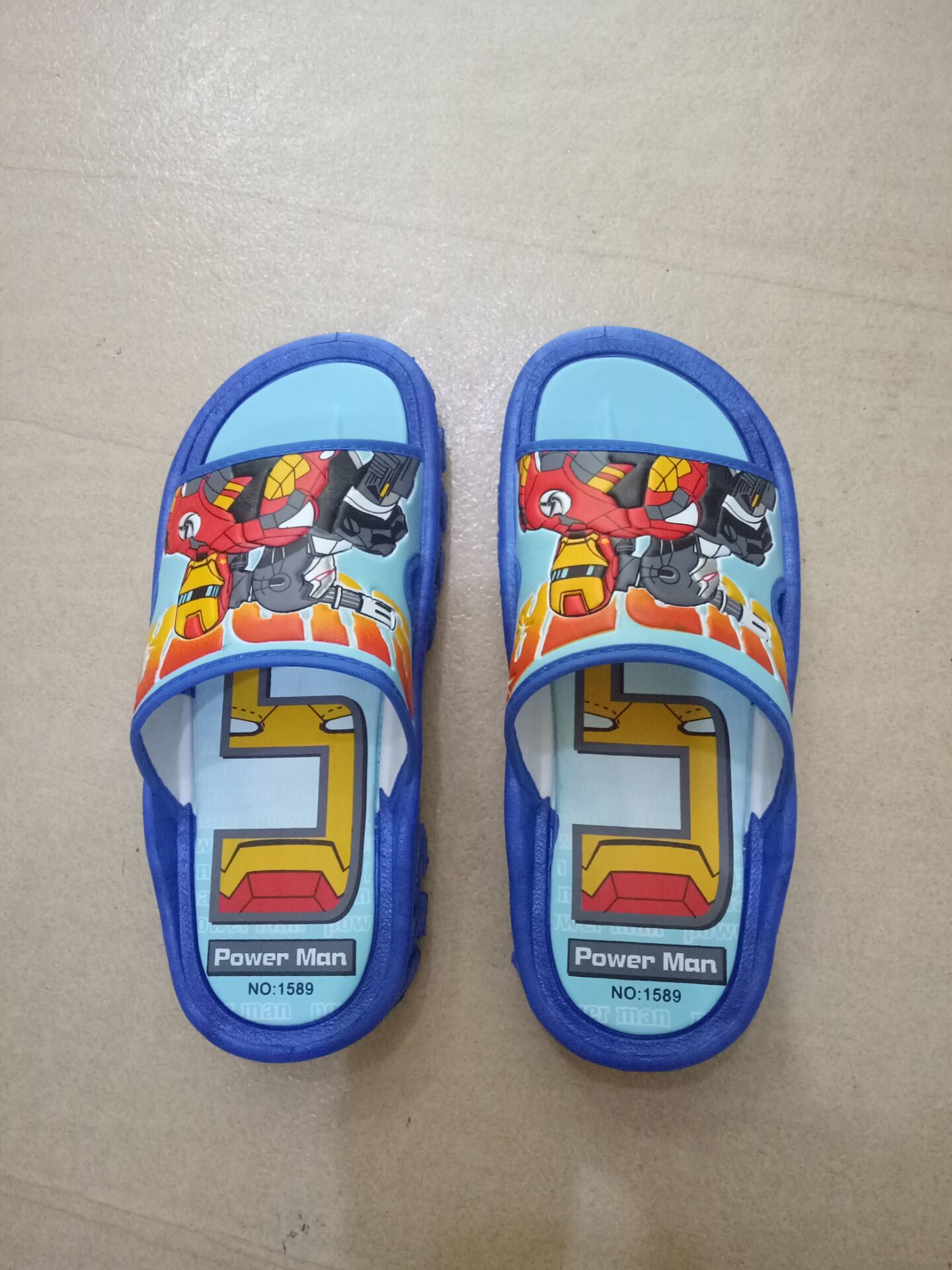 Spot Taiwan CUHK Scout Slippers Deformed Gold Steel Boy Interior Slippers Steelman Boy Slippers Light Soft