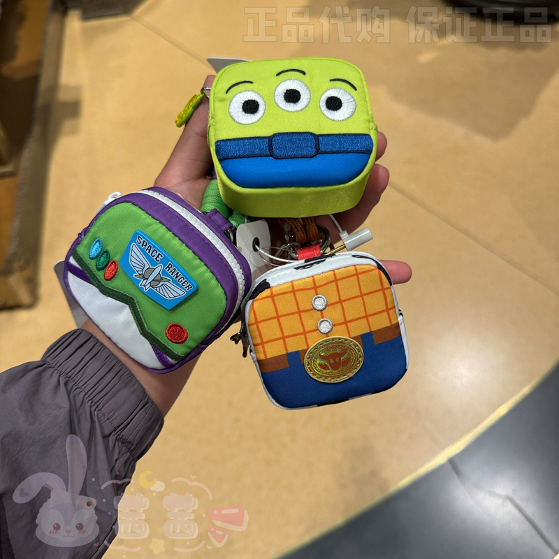 Shanghai Disney Domestic Distributor Toy Story Buzz Lightyear Woody Headphone Bag Pendant Keychain Shanghai Disney Domestic Distributor Toy Story Buzz Lightyear Woody Headphone Bag Pendant Keychain