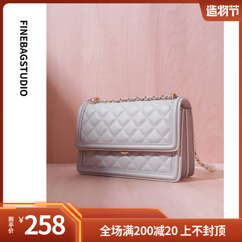2022 spring new leather messenger bag niche design small bag small fragrance style diamond chain bag tide all-match