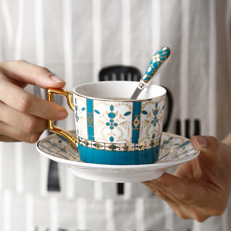 Nordic Creative Home Coffee Ceramic Cups Single Cups Ins Wind Flowers Teacup Bone China Porcelain Oat Cup Breakfast drinking water cups