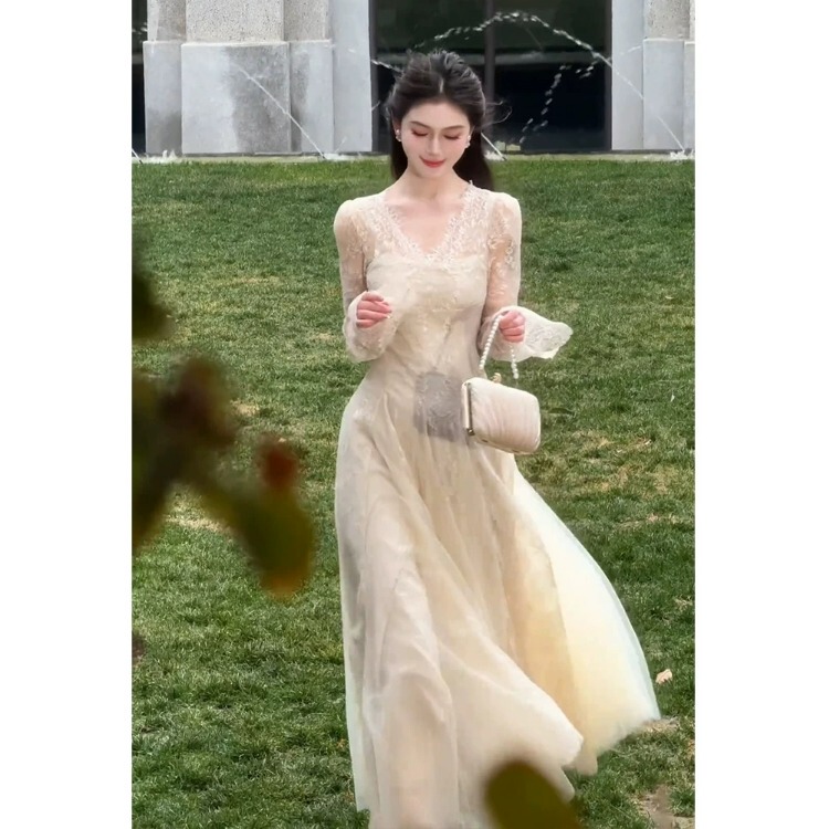 French Gentle Style, High-End, Exquisite and Elegant, Light Luxury Dress for Ladies, High-End, Super Beautiful White Lace Dress French Gentle Style, High-End, Exquisite and Elegant, Light Luxury Dress for Ladies, High-End, Super Beautiful White Lace Dress