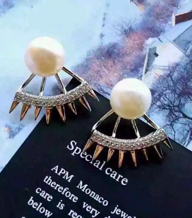 Natural fresh water pearl 4-5mm earshot ear accessories European and American goddess Wind one more wearing personality rivet retro