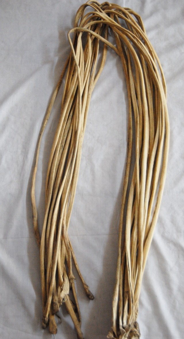 A 20 - yuan pimp for a new shepherd Mongolian traditional toy prices will not change