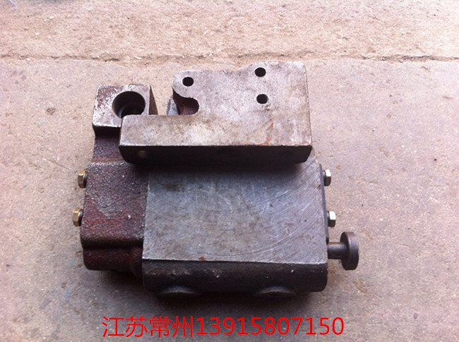 Dongfeng wheel tow 554 554 650 650 700 704 754 804 904 built-in distributor original factory