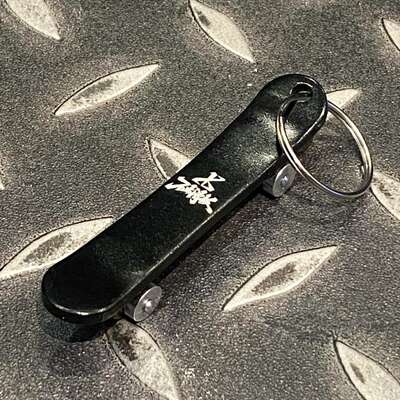 Not only skateboards, mini portable finger skateboards, aluminum alloy creative bottle openers, keychains, beer bottle openers