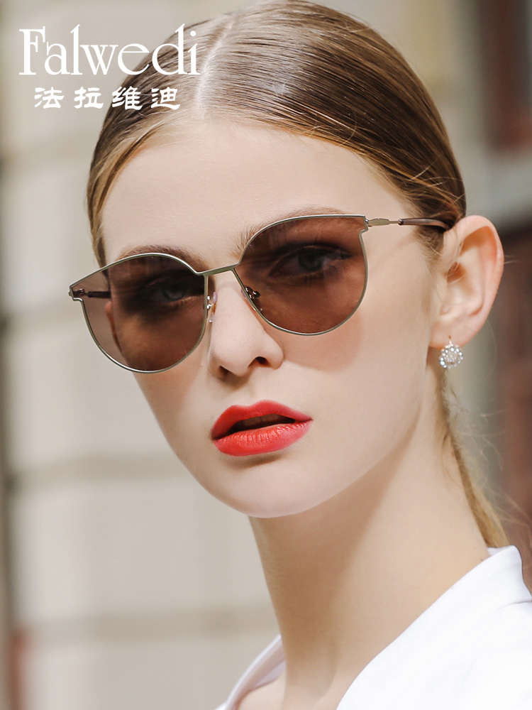 Sunglasses women's anti-ultraviolet sunscreen round face retro trendy polarizer Korean version of lightweight sunglasses small face 2022 new