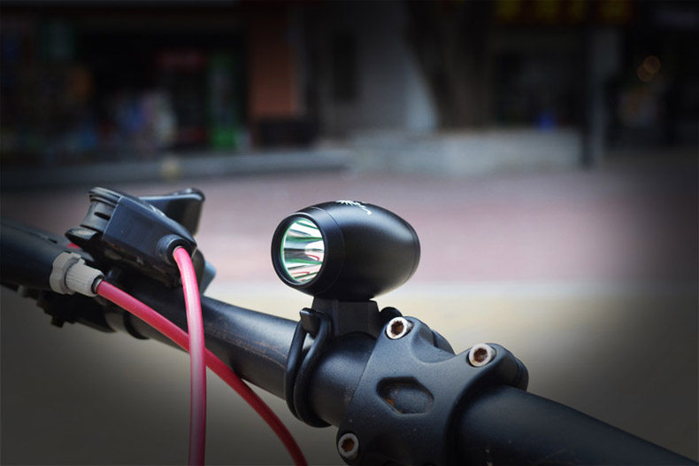 Eclairage pour vélo - phare - Ref 2400970 Image 20