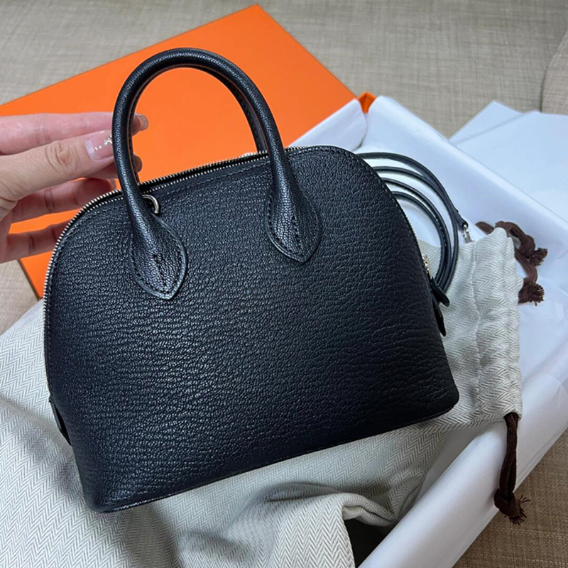 Fully Handmade Waxed Thread Imported Goatskin Bowling Ball Mini2026 New Model Eve Leather Shell Bag Single Shoulder Crossbody Bag Fully Handmade Waxed Thread Imported Goatskin Bowling Ball Mini2026 New Model Eve Leather Shell Bag Single Shoulder Crossbody Bag