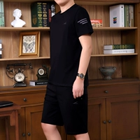 Черные шорты, короткий рукав