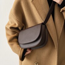 Korean messenger bag womens bag saddle bag texture one-shoulder retro womens bag Korean fashion bag 2022 new autumn and winter