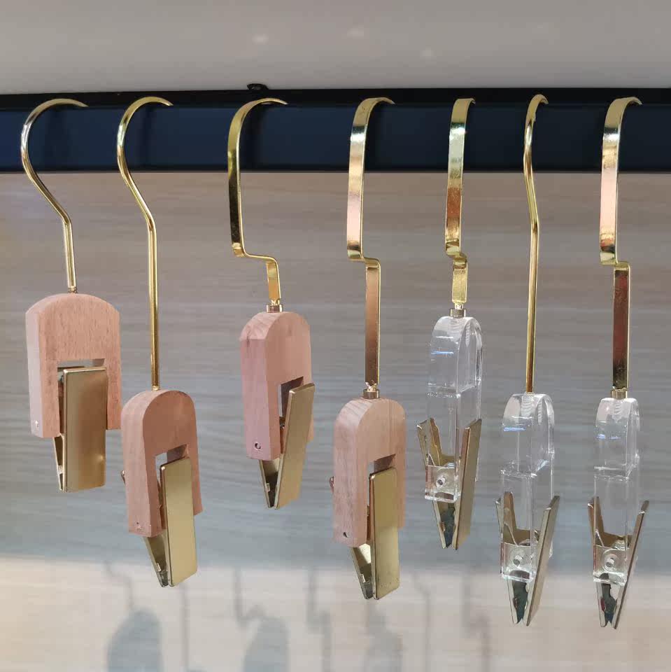 Clothing store solid wood hook clip Hat hanging buckle Scarf clip buckle Transparent rotatable pants hanging buckle Sample clip
