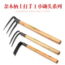 Three sets of hand-forged hoes with mixed wooden handles gardening vegetable and flower tools two-tooth hoe three-tooth digging bamboo shoots