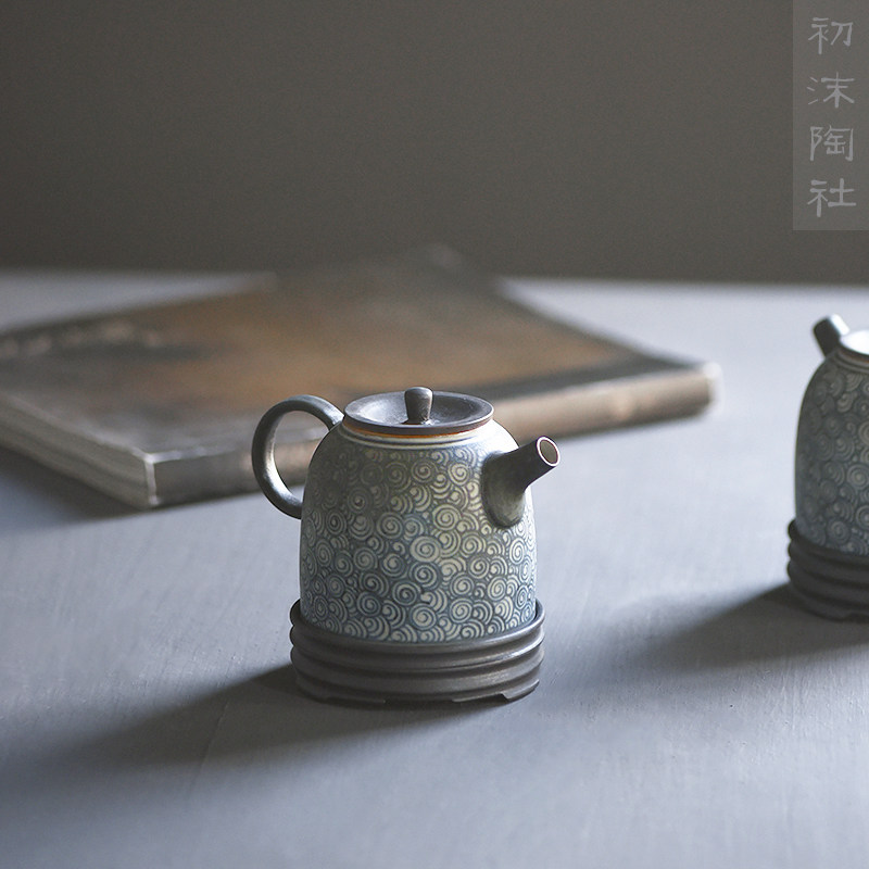 First Foam Pottery society Park Cloud Hall Jingdezhen Ceramic tea set Qinghua teapot Coarse Pottery Bubble Teapot Hand Handuo Pot