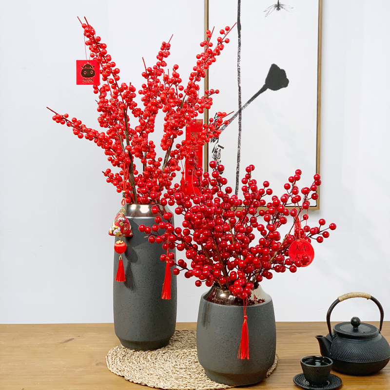 Simulated holly bouquet dried flowers Chinese floral art red fruit fat fruit living room dining table flower arrangement decorative flower ornaments