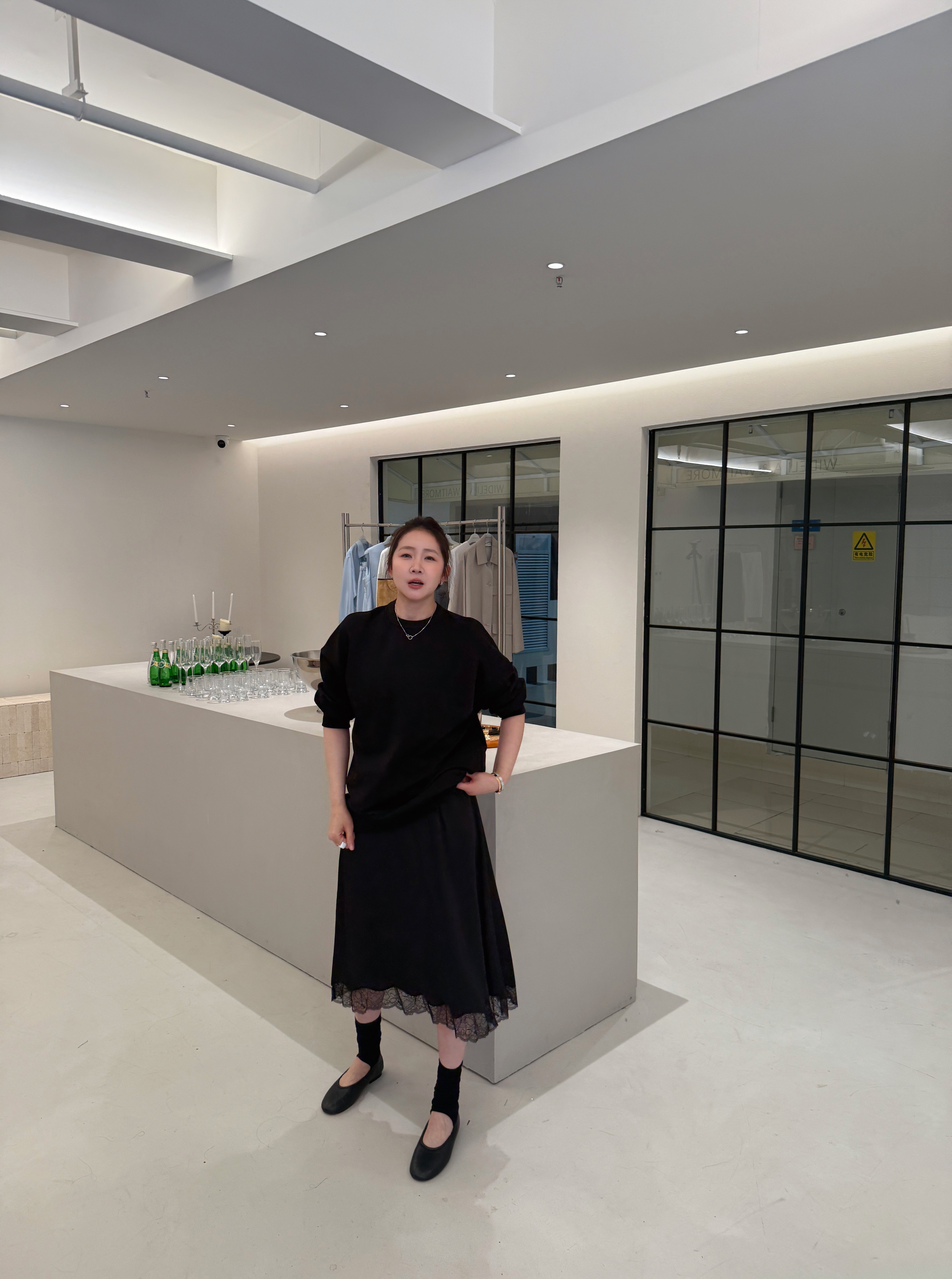 widelia черная блестящая юбка средней длины с кружевной отделкой для женщин весна-лето