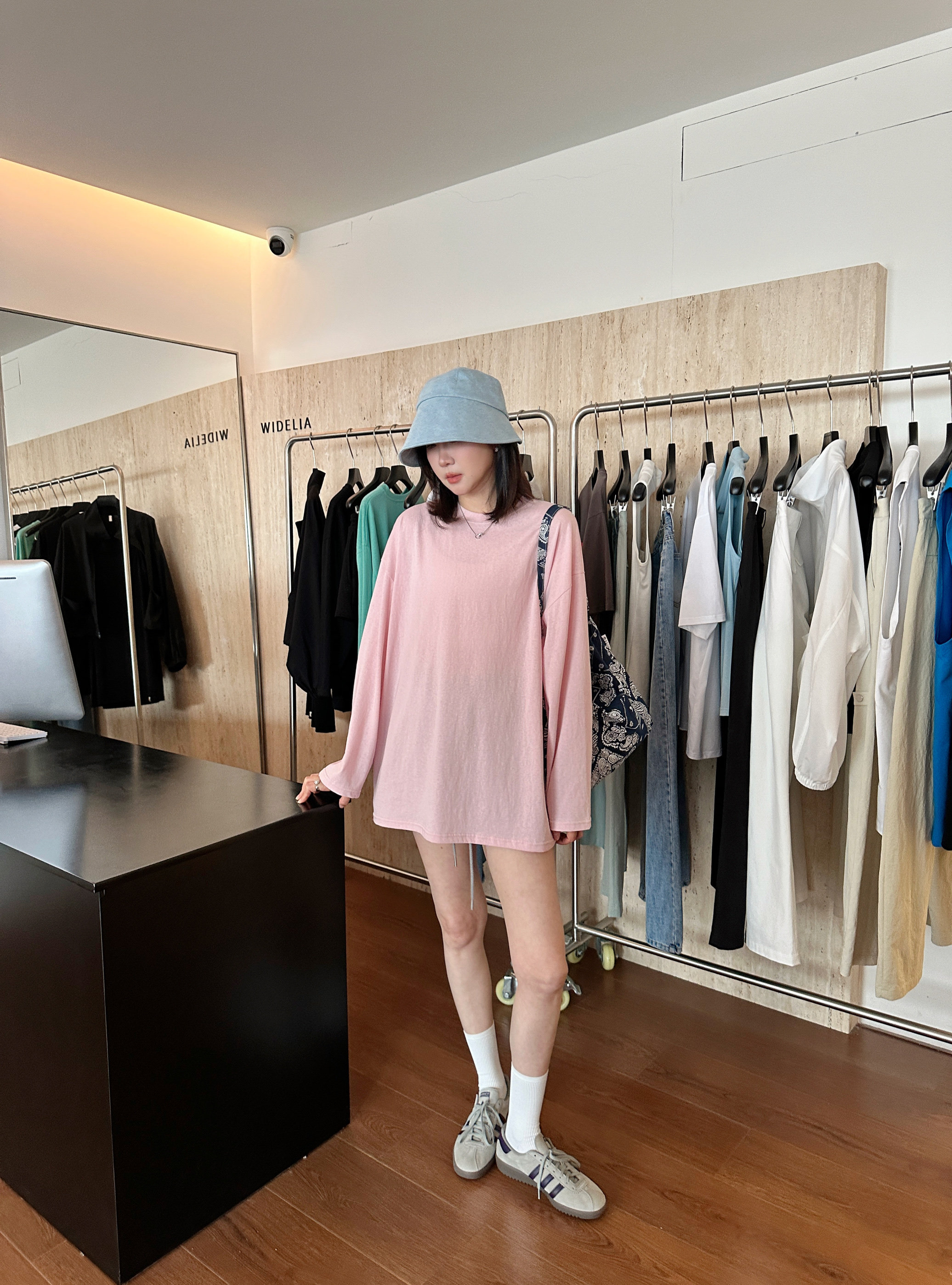 widelia свободная простая солнцезащитная футболка с круглым воротом 2026 летняя свободная мягкая дышащая универсальная повседневная женская блузка