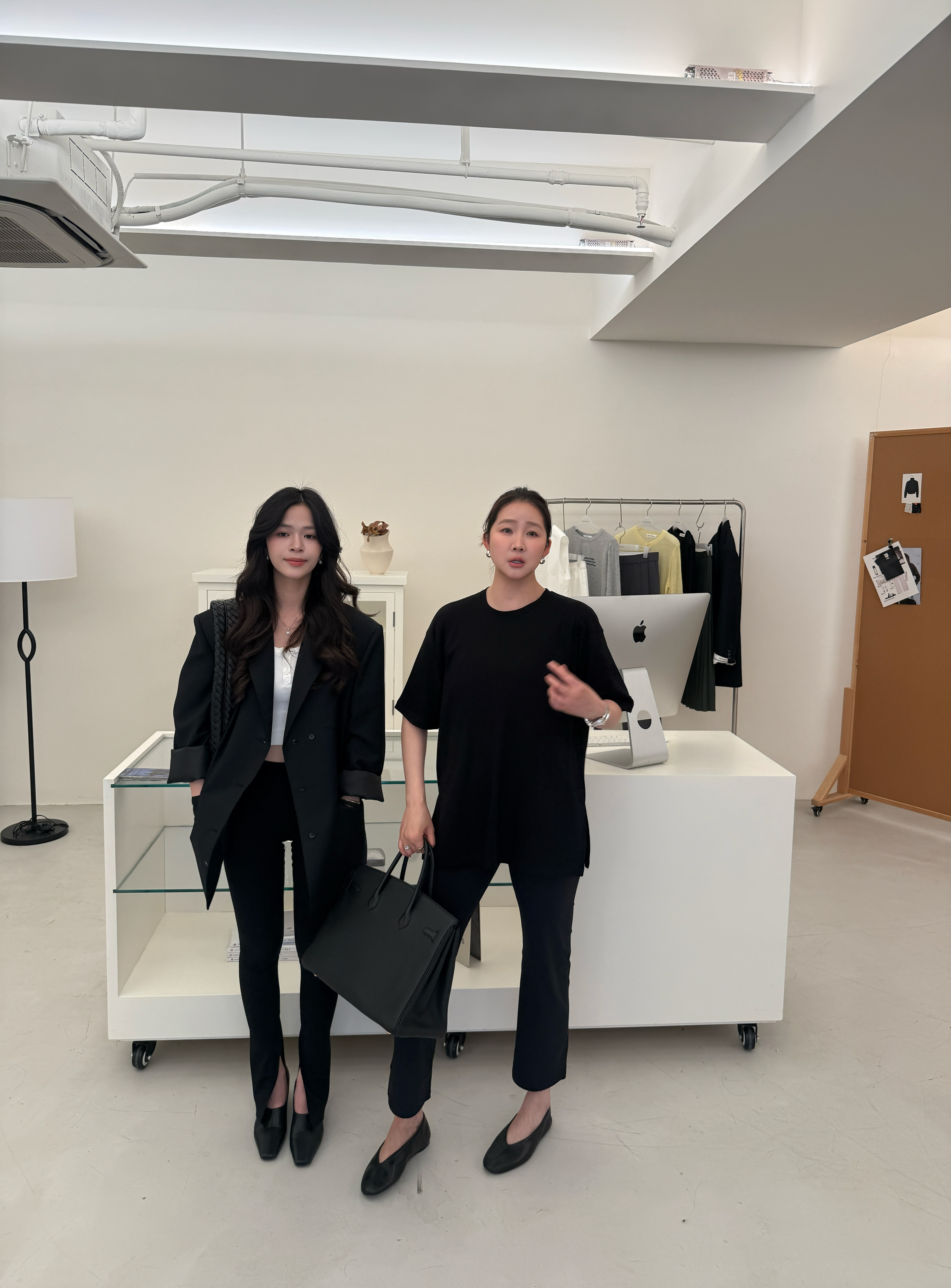 WIDELIA 2026 весна-лето высокая талия стройнящие укороченные йога брюки слегка расклешенные эластичные черные брюки женские 7059