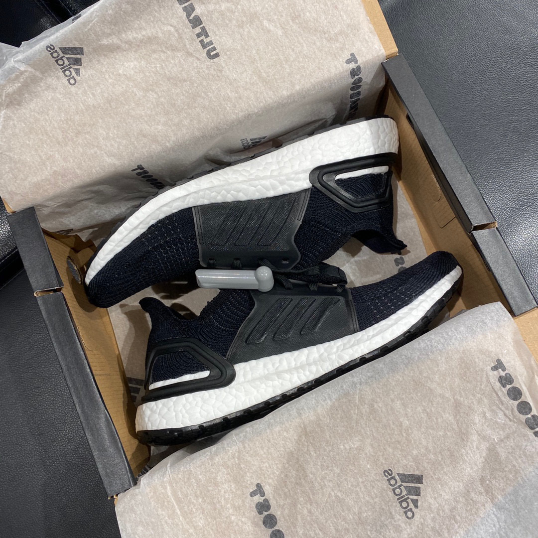 Adidas é¿è¿ªè¾¾æ¯ Ultra Boost ç·éUB20éæ°åéè¿å¨è·æ­¥éEG0691-æ·å®ç½