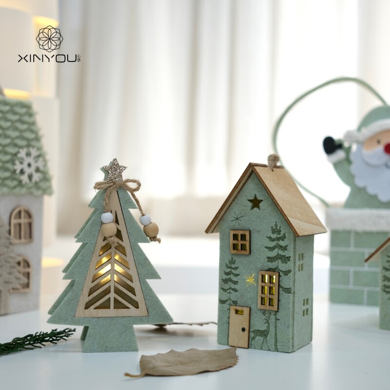 【Xinyou】Christmas Felt Light-Up Cabin Christmas Tree Tabletop Bar Atmosphere Decoration Holiday Ornament