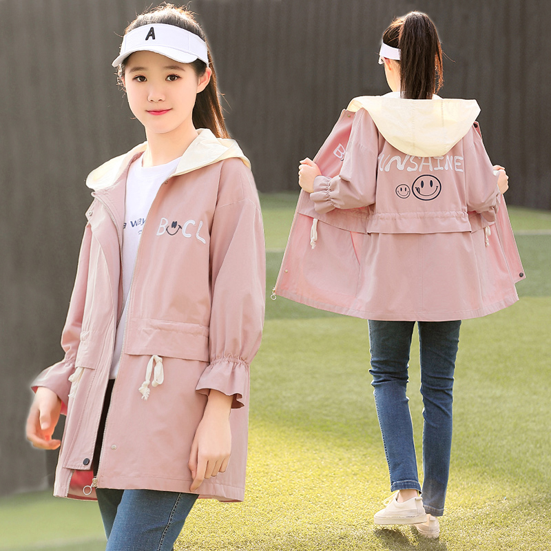 Teenagers spring 13 girls 14 girls 14 August coats women 12 junior high school students 15 years 16 wind clothes spring clothing