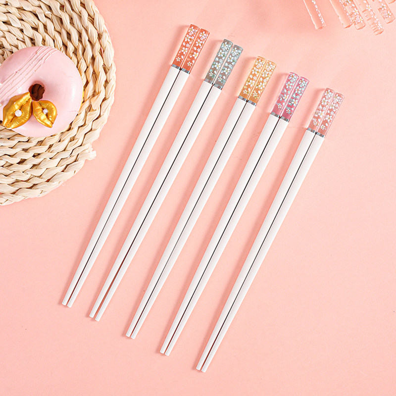 Home 2021 New Mold Anti Slip High Face Value New Cherry Blossom Chopsticks Home Upscale Alloy Chopsticks package