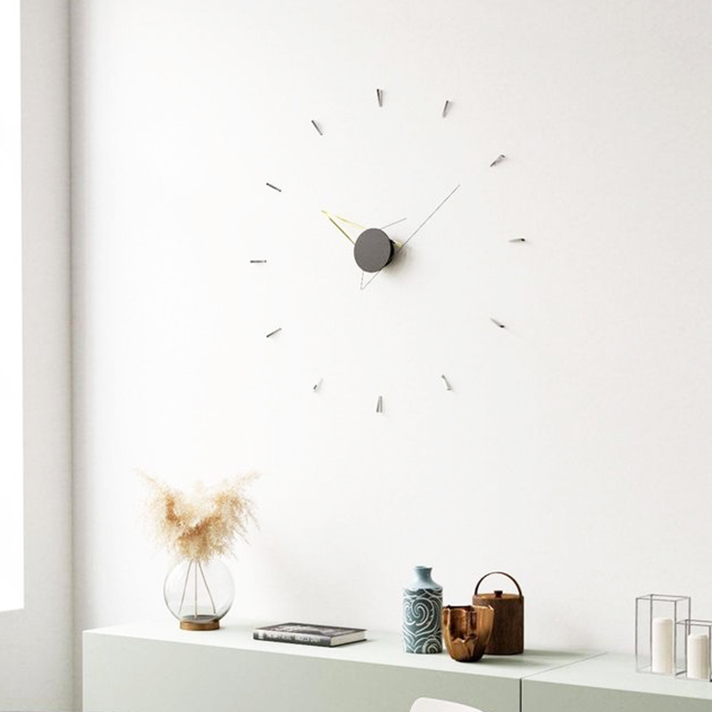 Large Size Minimalist Light Luxury Clock for Living Room, Dining Room, Study, Artistic Creative Silhouette Clock, Modern Simple Wall Clock