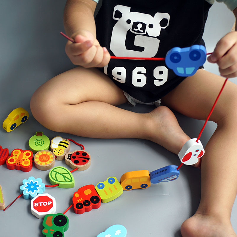 Solid Wood Children Cartoon String Beads Wooden Toys Large Grain Solid Wood Building Blocks Wearing Beads Finger Fine Action Early Education