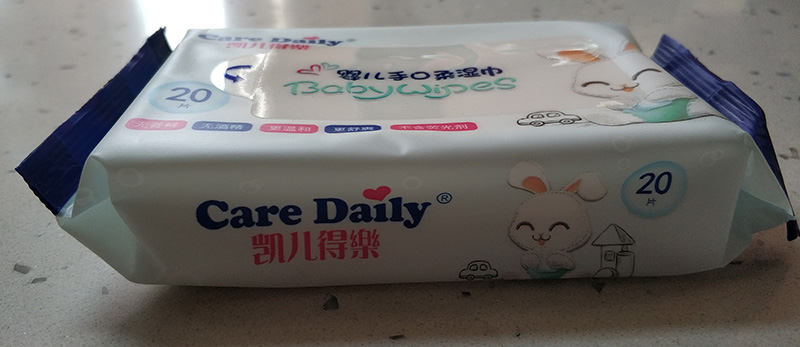 儿 得 Mang theo tay bé đặc biệt 20 bơm đầy hộp 24 gói khăn ướt khăn ướt bobby