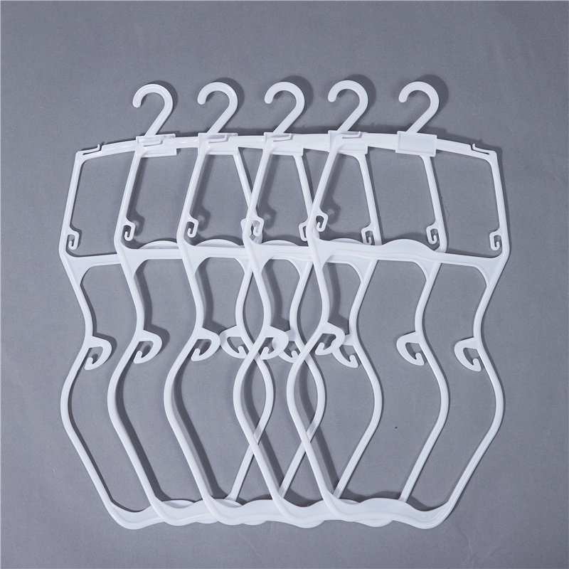 新しいプラスチック製の子供用水着ハンガー、水着ディスプレイハンガー、子供用ワンピース水着ハンガーセット、ハンガー10個入りディスプレイ。