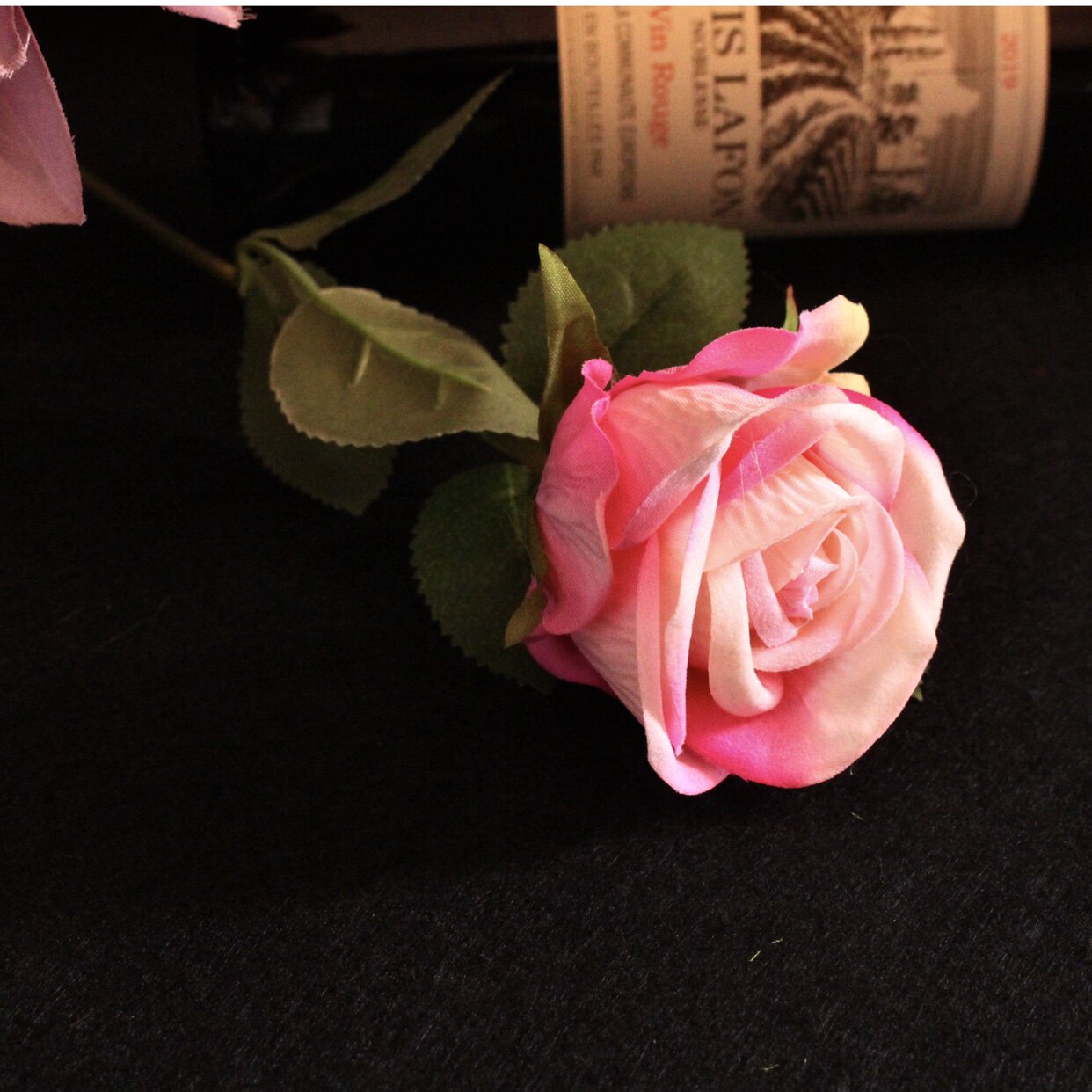 厂家仿真单支玫瑰花束假花绢花干花家居装饰客厅卧室餐桌摆件婚庆详情9