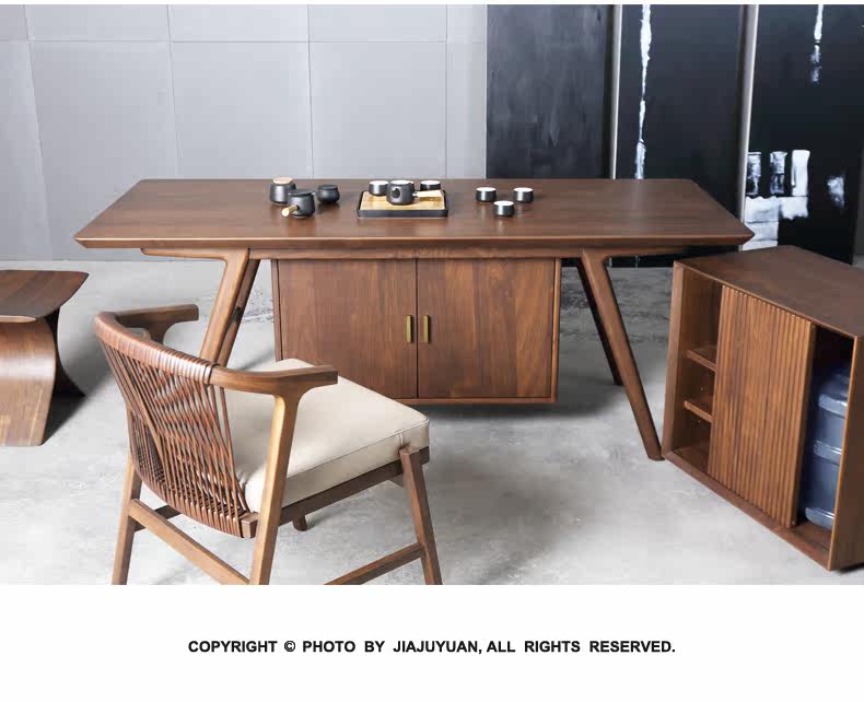TL18134 TEA TABLE_28.JPG