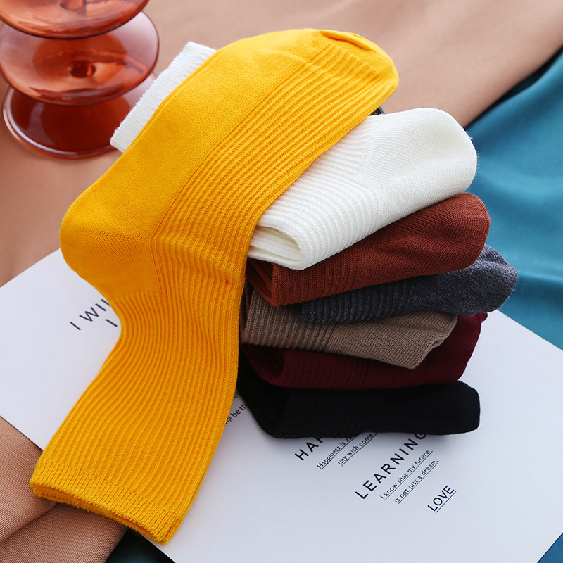 5 pairs of socks female midbarrel socks with trendy autumn and winter thickened warm cotton socks Women's pure cotton deodorant couple Long Sox