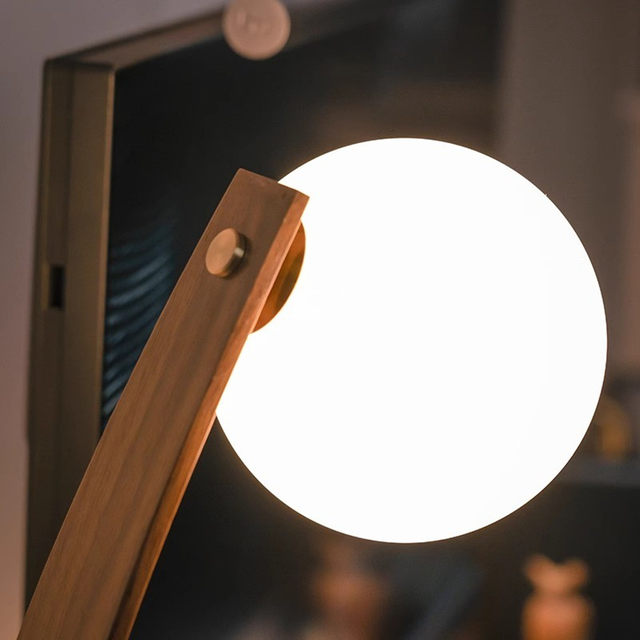 Quiet Light Black Walnut Wood High-End Retro Desktop Work Lamp Simple Creative Design Desk Lamp