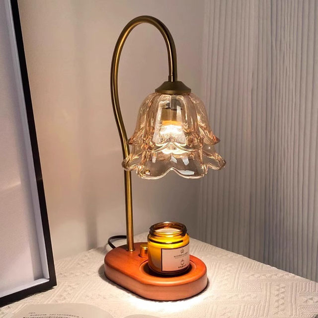 Popular Retro High-End Lily of the Valley Aromatherapy Lamp, Wax Melting Lamp, Bedroom Bedside Lamp, Ambient Light, Fragrance Beauty Salon